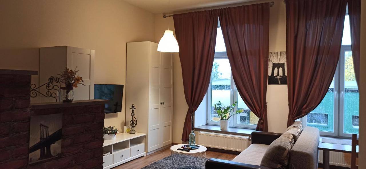 Studio Flat In A Historical XIX C. Building. 카우나스 외부 사진