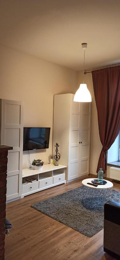 Studio Flat In A Historical XIX C. Building. 카우나스 외부 사진